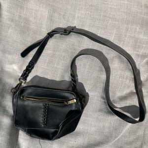 Elegant Black Leather Crossbody Bag